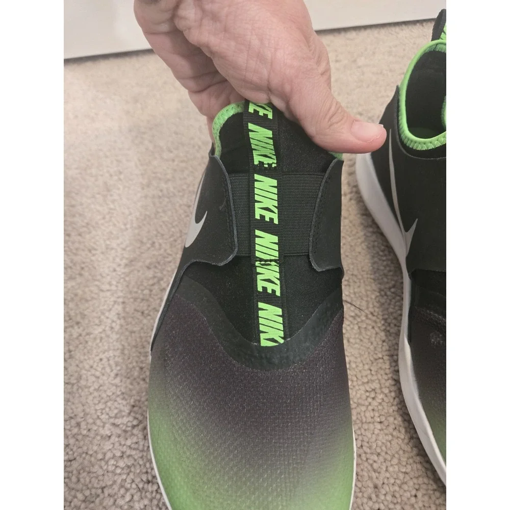 Nike Flex Runner Athletic Shoes 7YY Black Grey Volt Green Slip On  AT4662-020